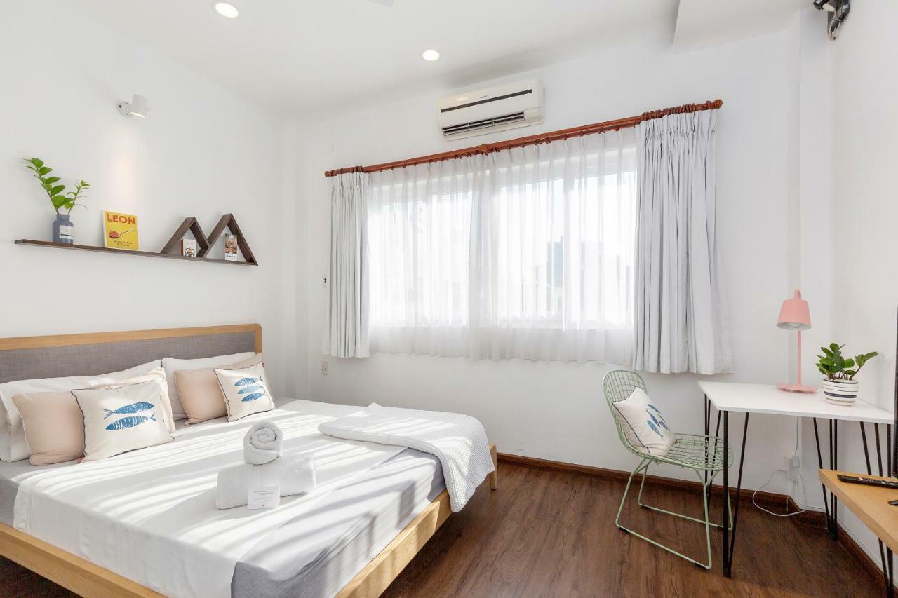 Simone'S Shophouse - Not A Hotel Хошимин Экстерьер фото
